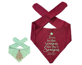 Pañuelo/bufanda para mascotas «Jesús es la razón de la Navidad» para perros o gatos / Opciones en rojo o verde / Pañuelo ajustable para perros / Verde salvia o rojo