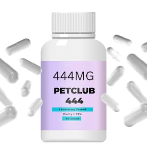 Puede incluir: Botella blanca de cápsulas Petclub 444MG con tapa blanca. La etiqueta es morada y azul con el texto "444MG", "PETCLUB", "444", "Probado en laboratorio", "Pureza ≥ 99%" y "90 unidades". Cápsulas blancas dispersas.