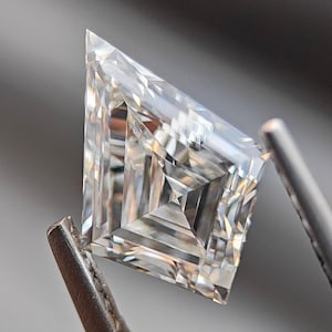 2.00 Carat Kite Lab Grown Diamond: IGI Certified F VVS2