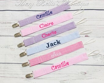 Seersucker Pacifier holder soothie paci binky clip holder embroidered baby gift girl boy, personalized, embroidered, free shipping