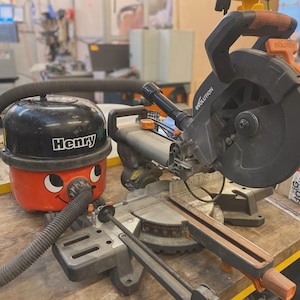 Dust Extraction Adaptor for Evolution R255 Mitre Saw to Henry Hoover Vacuum