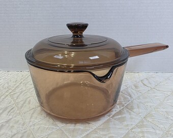 Vintage Pyrex Corning Vision Ware Amber 1L Glass Cooking Pot Spout with Lid USA