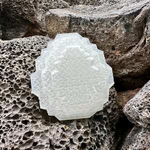 Six Gaming Diamond Gems Inspired by Popular Mining and Crafting Movies and Video Games