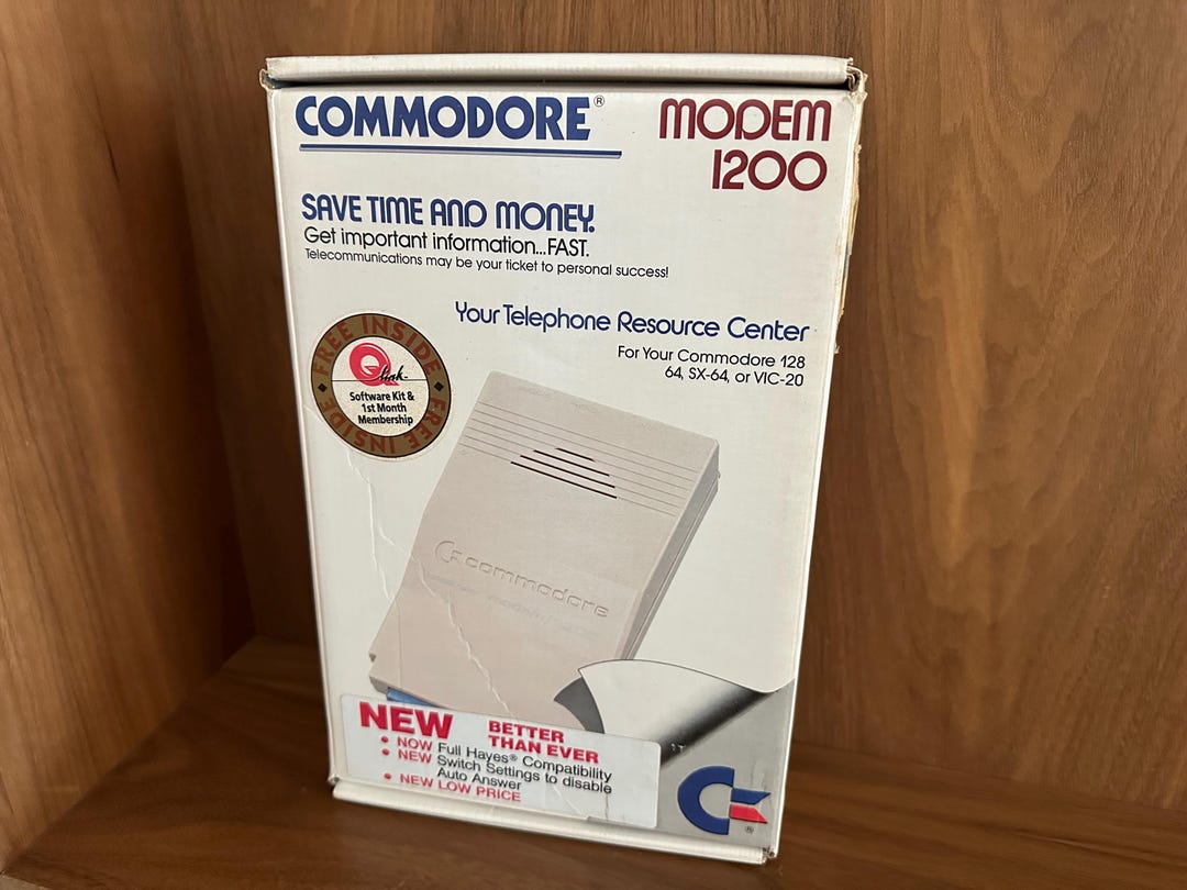 Vintage Modem 1200 for the Commodore 64, 128, SX-64, and VIC-20 ...