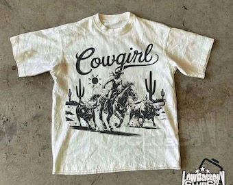 Cowgirl T-Shirt, Vintage Western Graphic Tee, Retro Rodeo Girl Shirt, Comfort Colors Countrycore Aesthetic, Southern Cowgirl Style Top