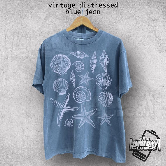 Sea Shells T-Shirt, Vintage Coastal Graphic Tee, Beachcore Aesthetic Shirt, Ocean Nature Print Tee, Comfort Colors Summer Top