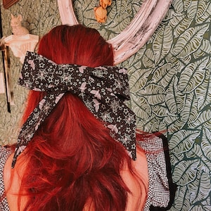 The Bat Bow || Witchy Spooky Halloween Whimsigoth Hair Bow ||