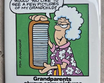 Vintage jaren 80 'Marvin' stripkunst tegel – Tom Armstrong humor decor – woordspeling tafelstandaard 'kleinzoon' uit de jaren 80 – retro Americana cadeau