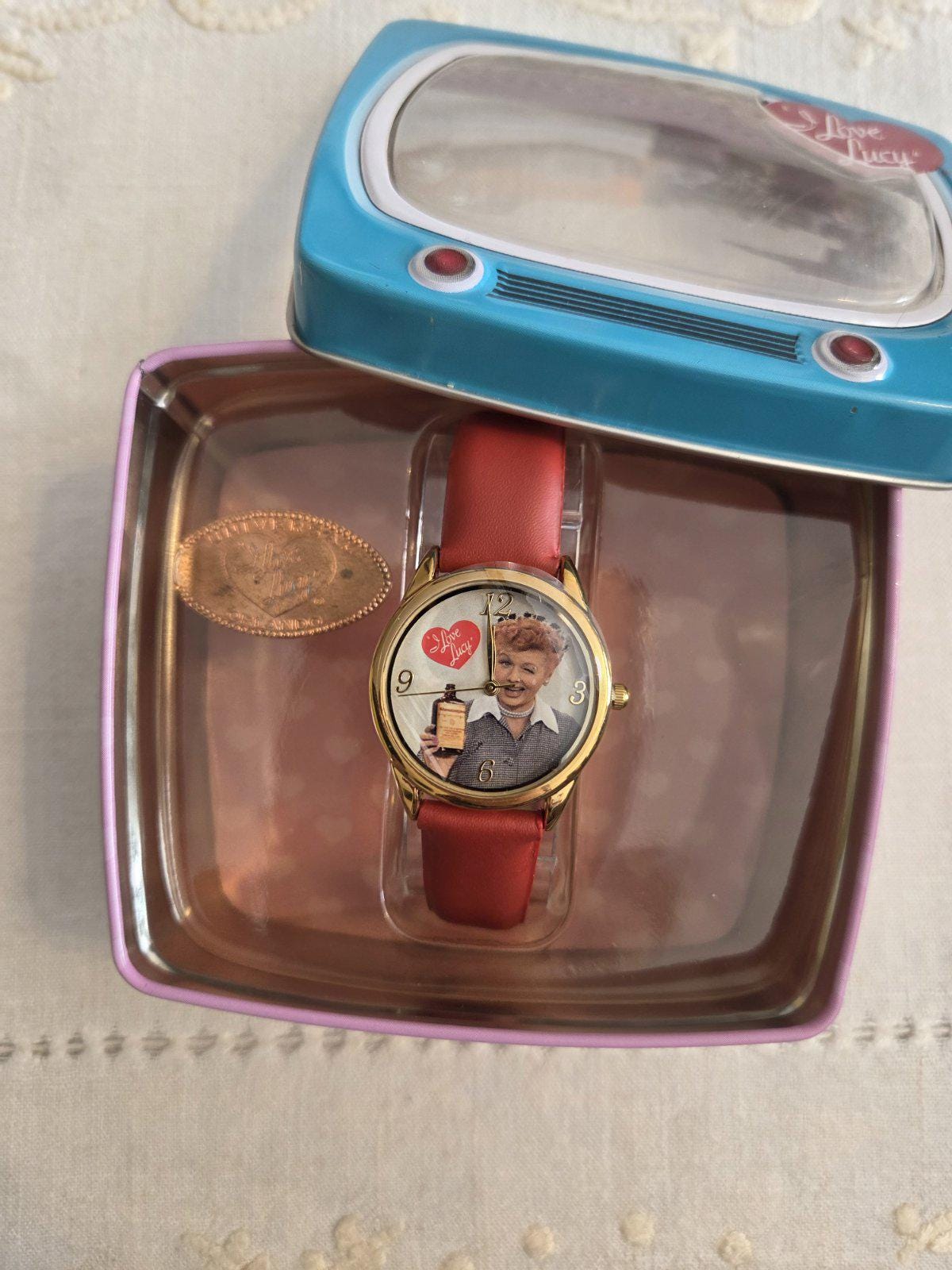 Rare Vintage Never Used I Love Lucy Collectible Watch. GREAT CHRISTMAS PRESENT How to determine the value of I Love Lucy items? main image 4