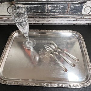 WALDORF ASTORIA TRAY New York 16 Inch Hotel Silver Plate Barware Silverware