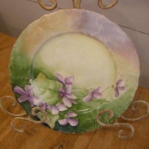 Beautiful Vintage Tilly Plate