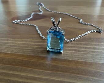 Blue Rectengular shaped zircon pendant with silver plated chain