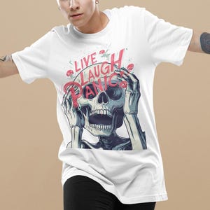 Live Laugh Panic T-Shirt - Lustiges Skelett Shirt, Unisex Humor T-Shirt, lässiges grafisches T-Shirt, Halloween Top, einzigartige Geschenkidee