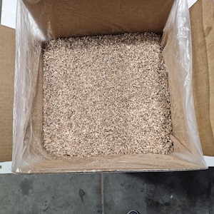 Aserrín limpio, tamizado y sin químicos de arce, nogal, cerezo y pino Mixed 5-6Lbs