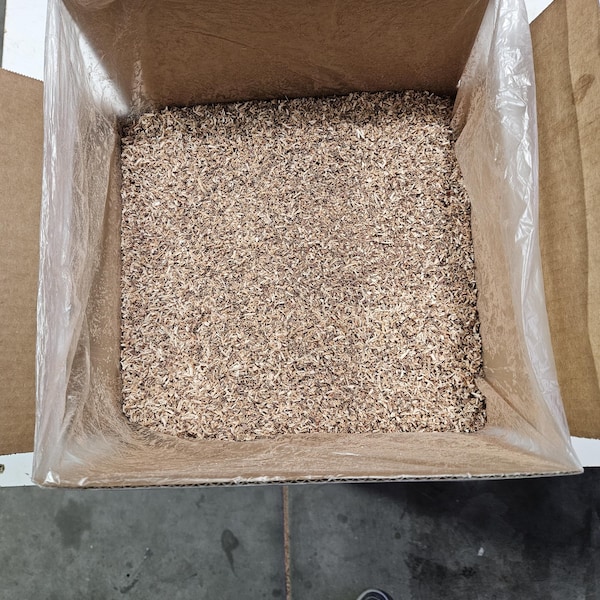 Clean Sifted/Chemical Free Sawdust from Maple/Walnut/Cherry and Pine