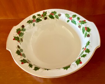 Royal Grafton Noel Handled Serving Bowl