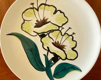 Southern Potteries Blue Ridge Dinner Plate in Evening Flower Pattern