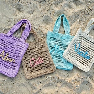 Custom Straw Beach Bag,Beach Tote Bag with Name Straw Bridesmaid Gift Bag,Raffia Trip Beach Bag,Bachelorette Party Gift,Summer Travel Bag