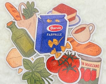 Puede incluir: Una colección de pegatinas con temática de comida que incluye una caja azul de pasta farfalle Barulo, una botella de aceite de oliva verde, una bolsa de papel con pan y verduras, tomates rojos, una lata de tomates San Marzano y albahaca.