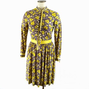 1960s Dress, Vintage Shirtwaist with Pussy Bow, Bright Yellow Flowers Checkerboard, Size Small image 4