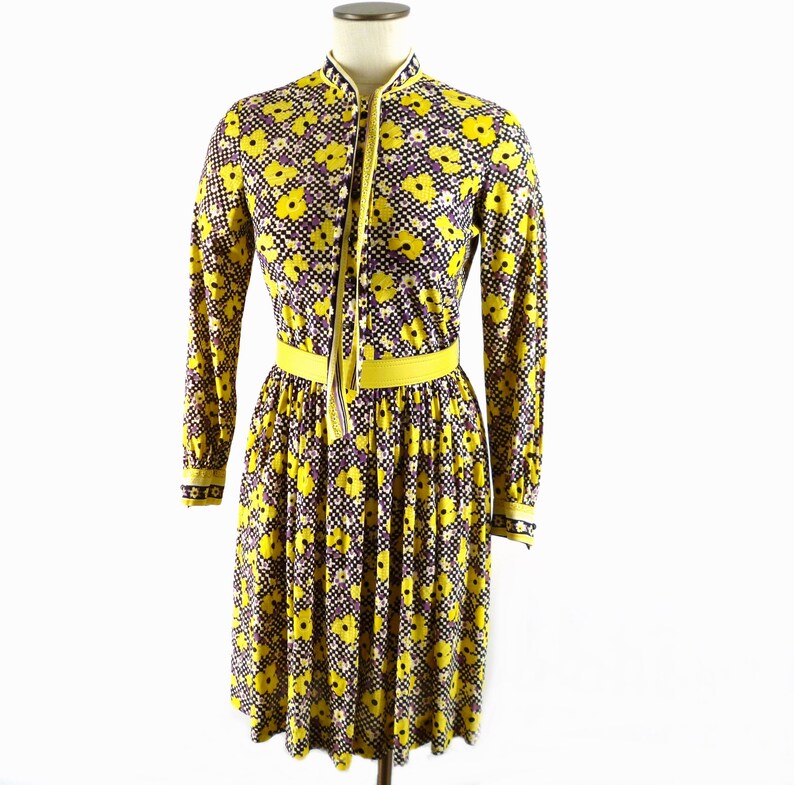1960s Dress, Vintage Shirtwaist with Pussy Bow, Bright Yellow Flowers Checkerboard, Size Small image 4