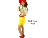 Amarillo brillante pantalones cortos de cintura alta de 1980 Vintage cintura 30-32 pulgadas