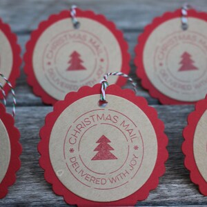 Christmas Gift Tags, Christmas Mail Gift Tags, Red and Kraft Christmas Tags, Scallop Christmas Gift Tags, Holiday Tags