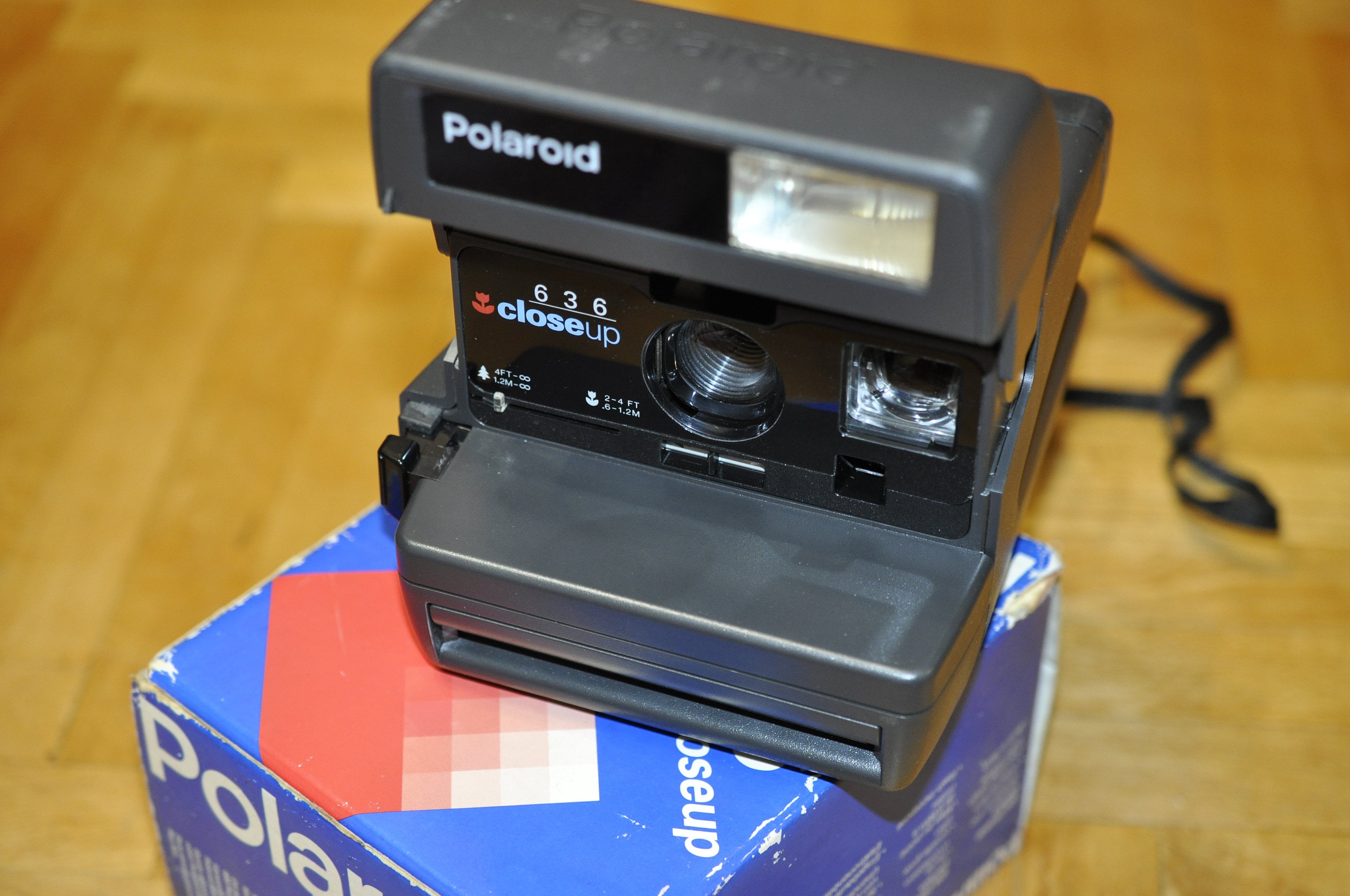 ポラロイド636closeup箱付マニュアル有りレトロ(む60) ポラロイド636closeup箱付マニュアル有りレトロ(む60) Yahoo