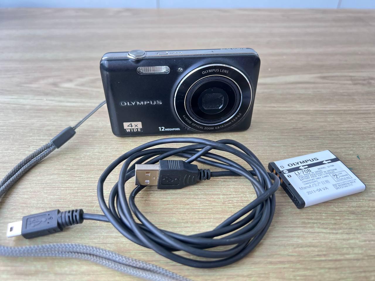 オリンパス VG-110 12.0 MP ブラック コンパクトデジタルカメラ 4倍