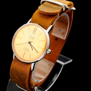 ultra Slim pOLJOT DE LUXE vintage USSR Russian watch 23 jewels 1MChZ
