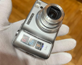 Samsung PL100 With Selfie Screen - Y2K Digicam - 12.2 Mp - Purple