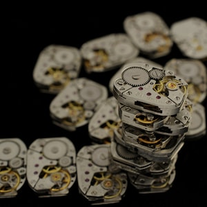Rare a lot of 20 CIRCULAR Russian women&#39;s watch movements steampunk art cufflink