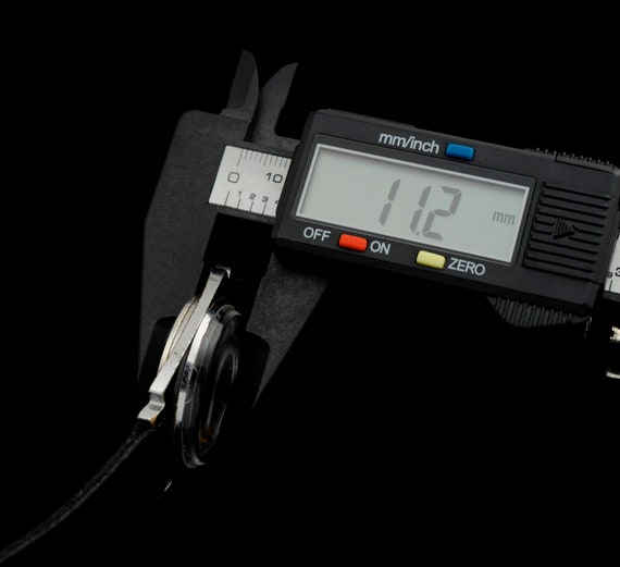 Pobeda スプートニク ビンテージ 手巻き 白 金色文字盤 ホワイト 稼働