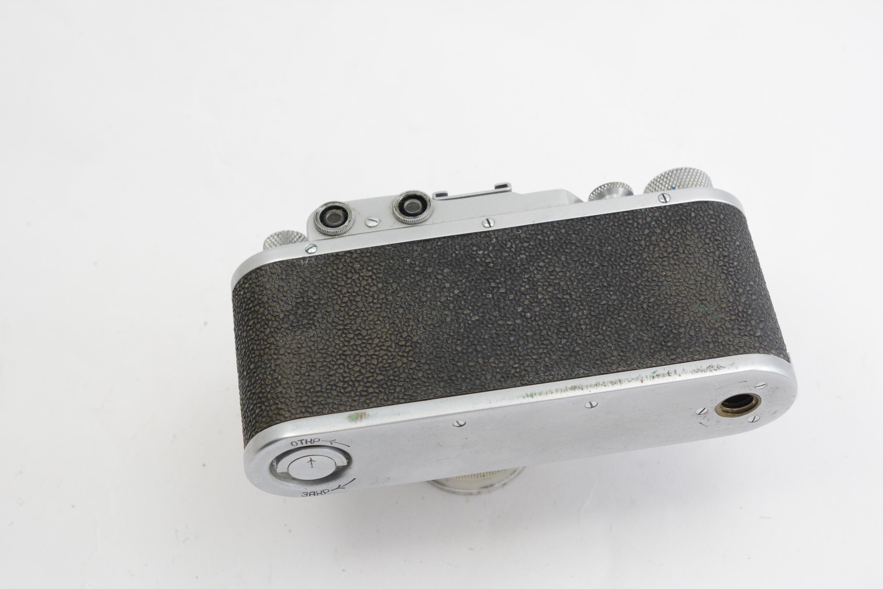 Zorki-1 KMZ ソビエトレンジファインダーカメラ + 非折りたたみ式