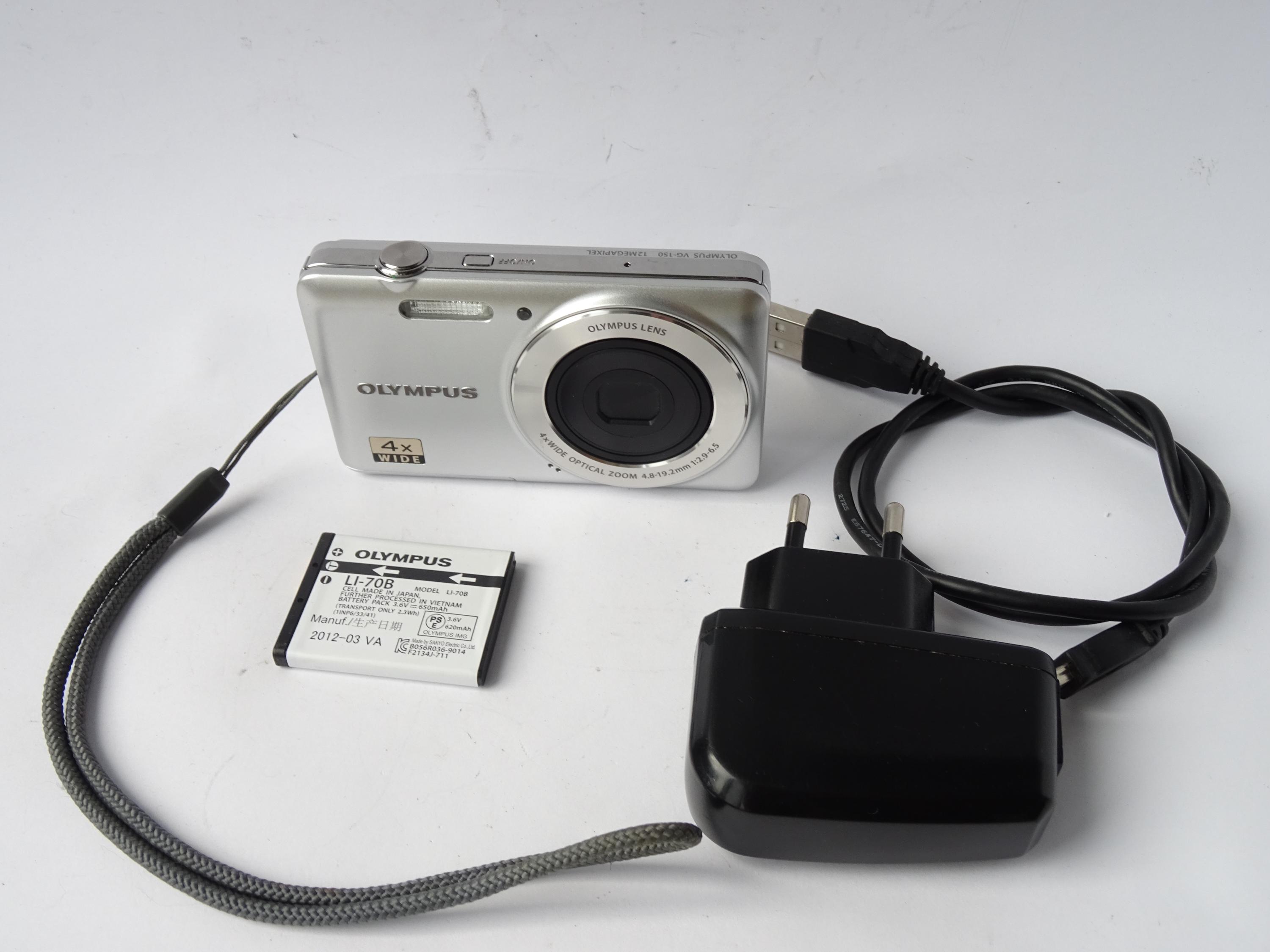 Appareil Photo Compact Olympus VG-150 Noir - 12 MP, Zoom Optique 4x - Occasion Très Bon état Avec Accessoires