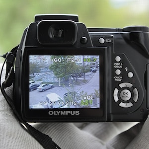 Olympus SP Series SP-500 UltraZoom 6.0MP Digital Camera - Black