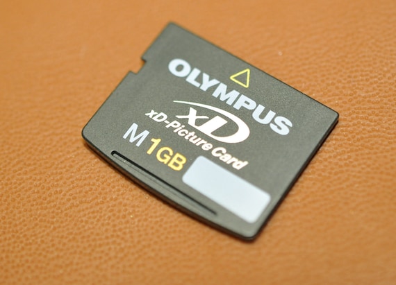 新品未開封！希少品OLYMPUSオリンパスXDーPictureCard　1GB Olympus Xd Picture Card 1GB Camera Photo Memory Card