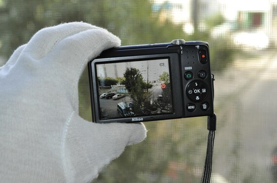 Dekor Nikon Coolpix S2600 14.0mp Digital Compact Camera SILVER +