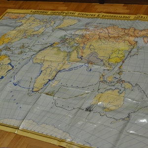 Rara mappa d'epoca di grandi dimensioni "mappa delle conquiste coloniali del mondo" per la scuola
