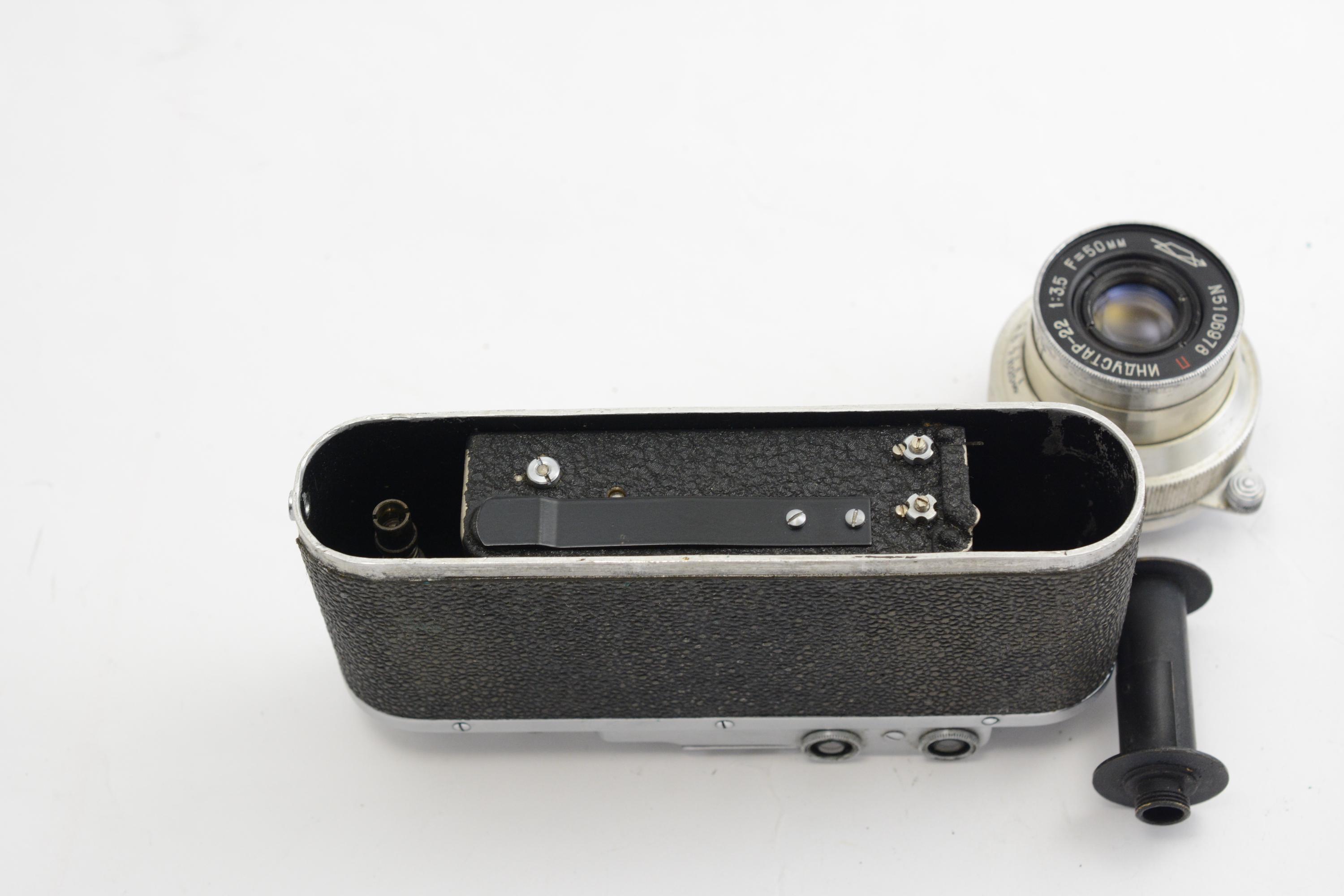 Zorki-1 KMZ ソビエトレンジファインダーカメラ + 非折りたたみ式