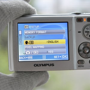Olympus FE FE-200 6.0MP Digital Camera - Silver