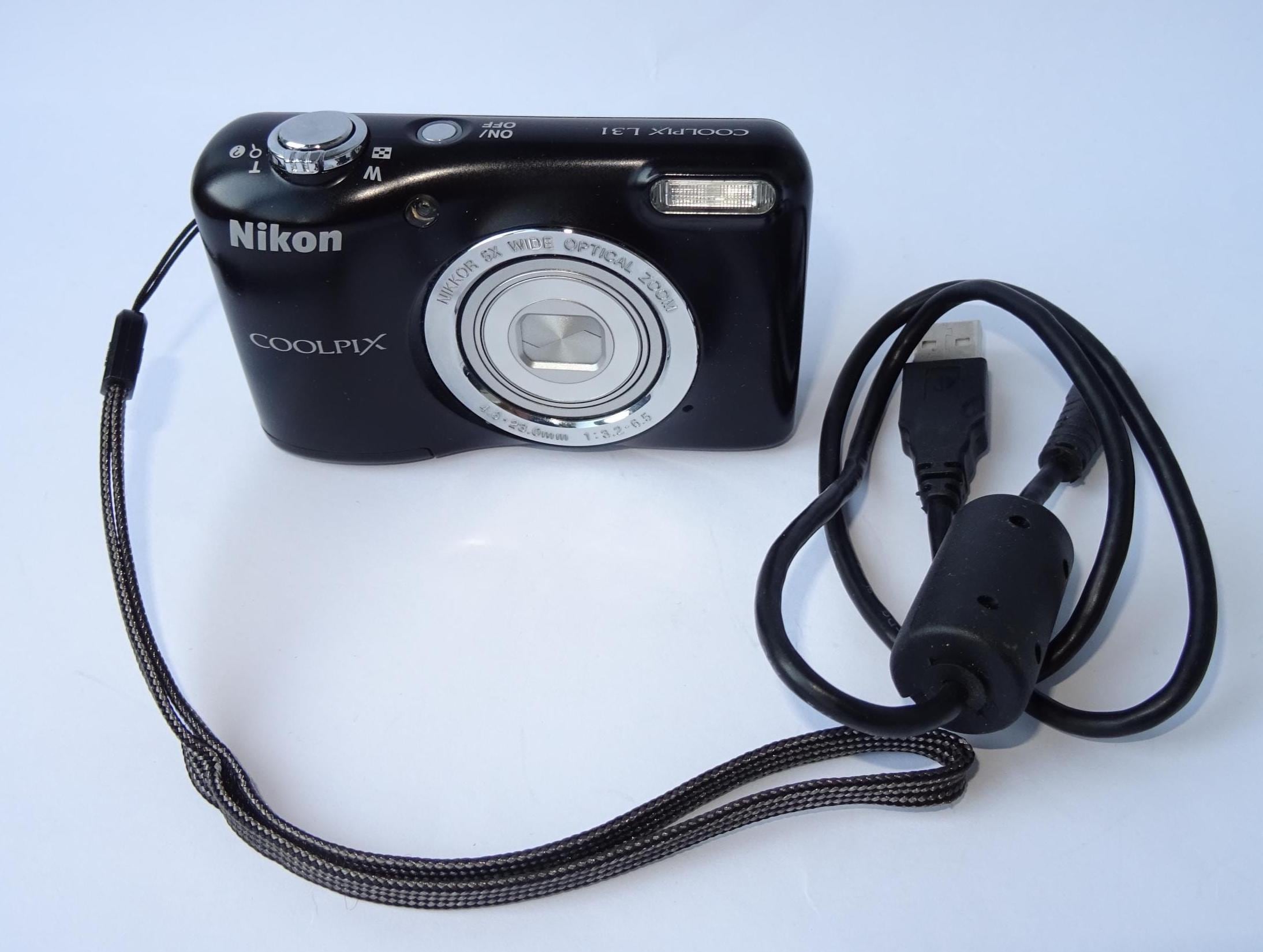 Nikon Coolpix L31 Digital Compact Camera Working W/ Nikkor 5x
