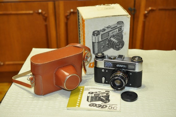 FED 5s Vintage Camera Soviet Union Lens: Industar-61 L/D (2.8/55mm).
