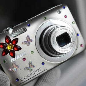 dekor Neonikone CoolPix S2600 14.0Mp Digitale Kompaktkamera SILBER + SD Karte 8GB