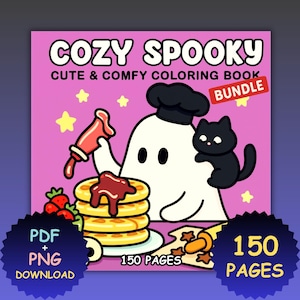 Op de afbeelding: Een roze kleurboekcover met de tekst "COZY SPOOKY" en "CUTE & COMFY COLORING BOOK." Een illustratie van een spookkok die siroop over pannenkoeken giet, een zwarte kat en aardbeien. De cover zegt ook "BUNDLE", "PDF + PNG DOWNLOAD" en "150 PAGES."