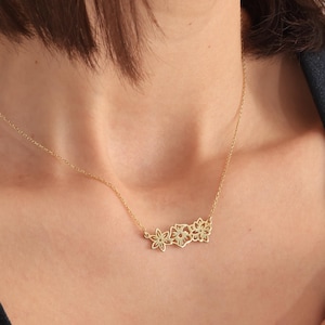 Personalized Multiple Birth Flower Necklace Dainty Birth Flower Necklace Silver Family Birth Flower Bouquet Necklace Mother Necklaces Flower