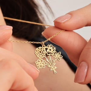 Personalized Birth Flower Bouquet Necklace Silver Birth Month Flower Necklace Combined Birthflower Bouquet Necklace Multiple Flower Necklace
