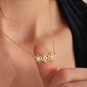 Dainty Birth Flower Necklace Personalized Multiple Birth Flower Necklace Silver Family Birth Flower Bouquet Necklace Mother Necklaces Flower