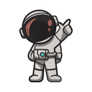 以下が含まれることがあります： 黒い輪郭線で描かれた白い宇宙服姿の漫画風宇宙飛行士の刺繍ワッペン。宇宙飛行士は、オレンジ色の光が反射する大きく暗いヘルメットのバイザーを装着しており、片方の手袋をした手で上を指さしている。