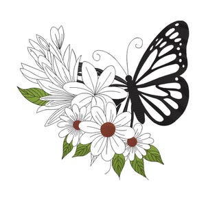Puede incluir: Un diseño de bordado que presenta una mariposa en blanco y negro con patrones de alas detallados, colocada junto a un grupo de flores blancas con centros marrones y hojas verdes. La composición incluye contornos negros finos y sombreado.